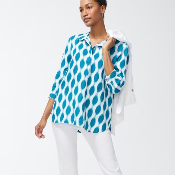Beautiful aqua and white linen Chicos blouse - Picture 2 of 8